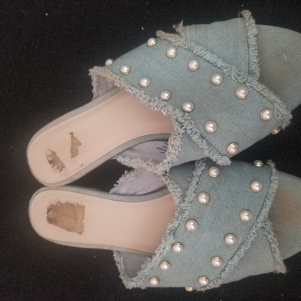 sandals